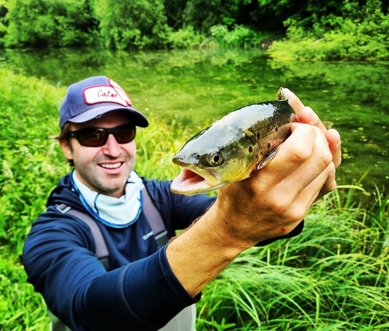 Experience the Thrill of Ice Fishing Evolution Gaming Live Online in the UK